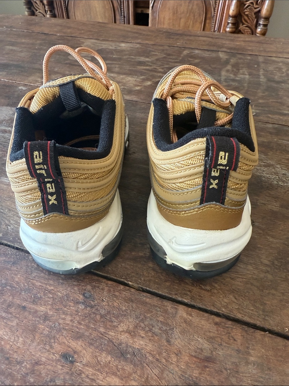 Air Max ‘97 OG Gold metallic! Rare, never worn!
